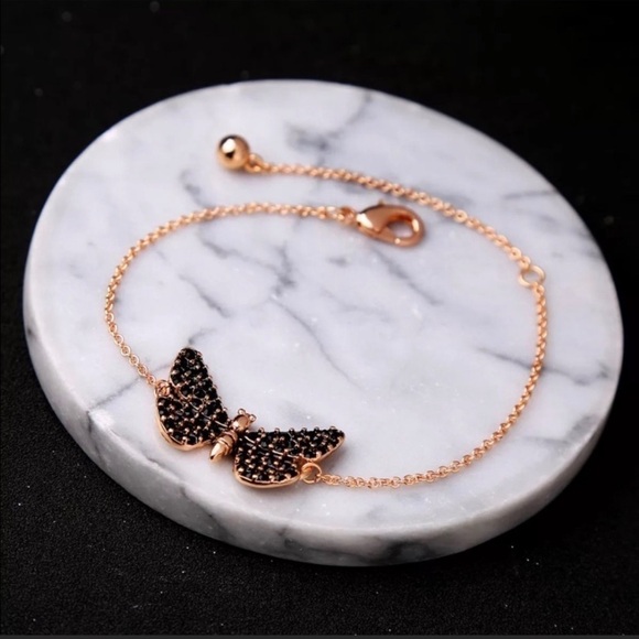 Rose Gold Black Butterfly 🦋 Bracelet - Picture 4 of 8